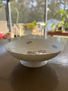 De Colección Royal Copenhagen Dinamarca 1532 Patas Cuenco Rosa Floral - Imagen 1 de 3