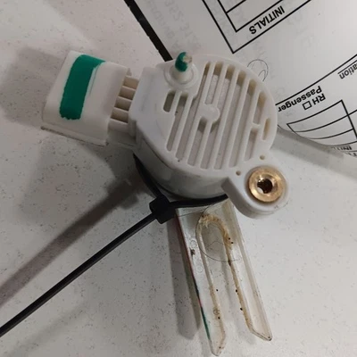 Переключатель педали тормоза Buick Encore 2019 2018 2017 - Изображение 1 из 4