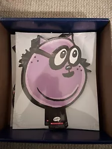 “BIG JIM” Hand Held Face Masks. Handheld “Big Jim” Face Mask. - Picture 1 of 1