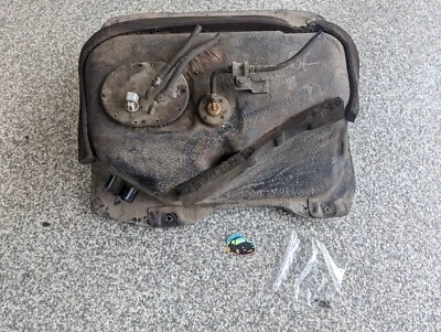 Mazda Miata 90-93 OEM 1.6 Fuel Pump Gas Tank Pair - Image 1 of 4