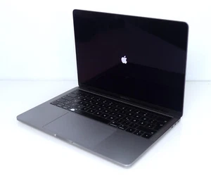 Apple MacBook Pro 13" 13,3 2019 A1989 QWERTZ DEFEKT #588R - Picture 1 of 9
