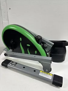 Stamina InMotion Compact Strider Elliptical Machines Cardio Workout Green #3D4 - Picture 1 of 4