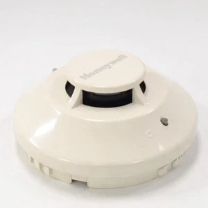 Honeywell TC806B1076 Photoelectric Smoke detector FREE FAST SHIPPING USED - Picture 1 of 1