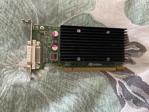 SFF DUAL HP 625629-001 632486-001 NVIDIA NVS 300 512MB - Picture 1 of 2