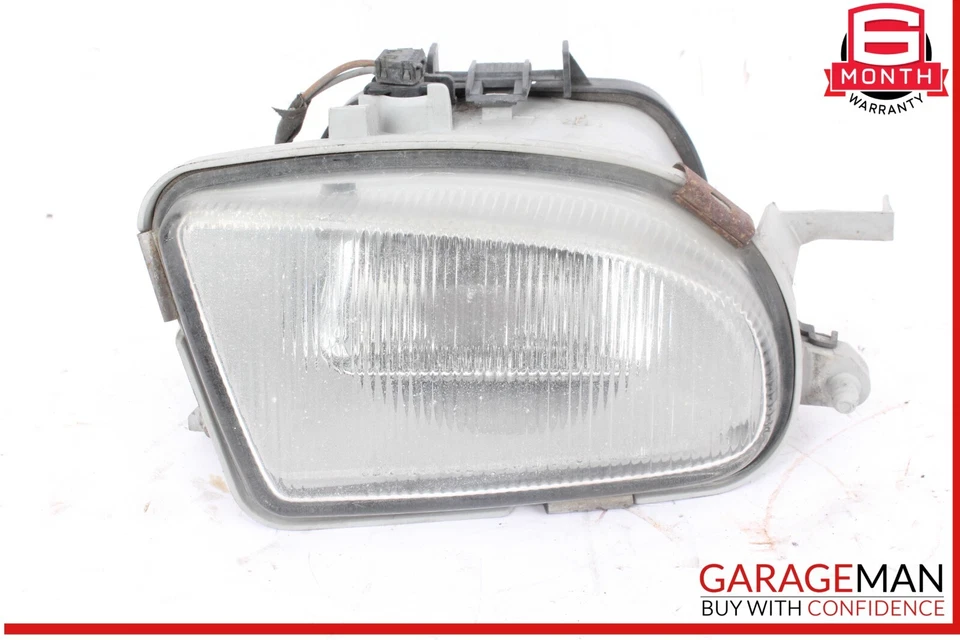 Faro antiniebla delantero derecho 98-04 Mercedes W210 E320 4MATIC OEM Foto 1 de 4