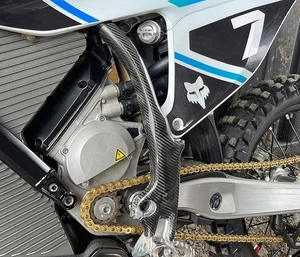 PRO CARBON FRAME GUARD PROTECTOR SET STARK VARG FUTURE EX + MX 2023-2025 - Picture 1 of 2