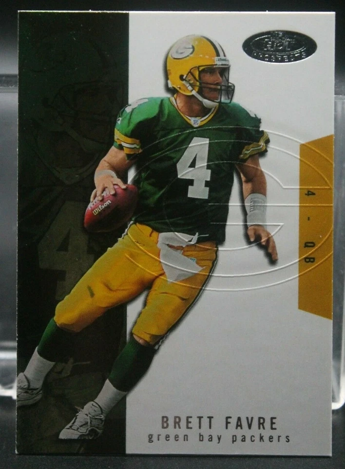 Brett Favre (Packers/HOF) - 2003 Fleer Hot Prospects #27 - Image 1 of 1