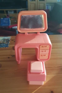 BARBIE FRISIERKOMMODE MIT HOCKER Vintage Matell 1977 - Bild 1 von 5