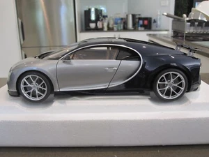 1:18 AUTOART 70992 BUGATTI CHIRON ARGENT SILVER / ATLANTIC BLUE *NEW* - Bild 1 von 12