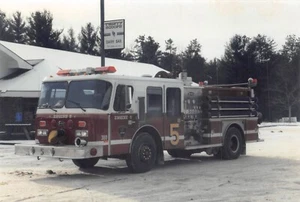 #H107 CONCORD, N.H. ( written on back ) FIRE TRUCK PHOTO - Picture 1 of 2