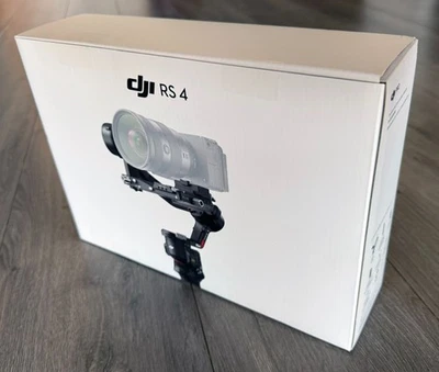 DJI RS 4 Gimbal Stabilizer - Image 1 of 3