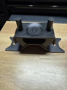 Ford Explorer Sport Trac 2006-2010 V6 Transmission Mount - Picture 1 of 2