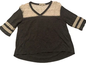 ~Rewind~Juniors Gray Shirt~ Lace Top~ Size Small - Picture 1 of 7