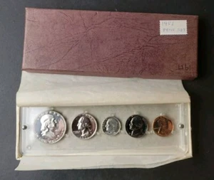 1951 United States Proof Coins in a Plastic Holder - Picture 1 of 3
