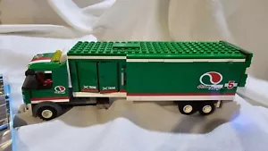 LEGO City Racing Vehicles Set 60025 Grand Prix Truck ONLY inCOMPLETE F1 Car - Picture 1 of 6