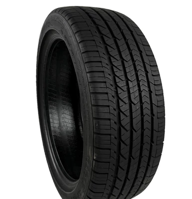Used 215/45R18 Goodyear Eagle Sport AS 93W 8/32 (DOT 23) Foto 1 de 3