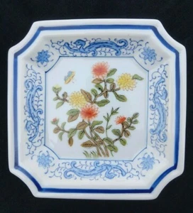 VTG DECORATIVE CHINOISERIE SQUARE PLATE DRAGONS FLORAL BUTTERFLY BLUE & WHITE - Picture 1 of 8