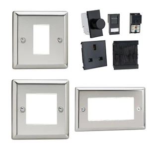 Placas de datos Varilight Classic espejo cromado euro e insertos de módulo DataGrid negro - Imagen 1 de 30