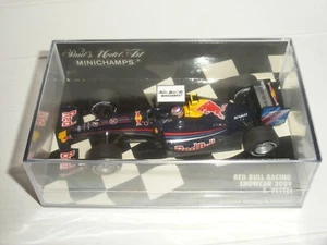 1/43 Minichamps 400 090085 - 2009 Red Bull Showcar 2009 Vettel - NEW - Picture 1 of 3
