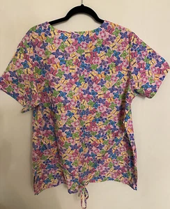 SB Scrubs V-Neck Nurse Medical Vet Top - Colorful Butterflies Size Large Spring - Picture 1 of 18