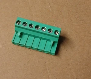 Sauro CIF07B01 7 polos *verde* *1 caja = 175 unidades* *NOS* - Imagen 1 de 7