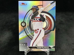 LUIS ROBERT 2023 TOPPS FINEST #36 BASE REFRACTOR / CHICAGO WHITE SOX - Picture 1 of 2