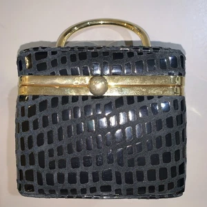 Lisette New York Vintage schwarze Box Geldbörse mit goldfarbenem Griff und Akzenten. - Bild 1 von 9