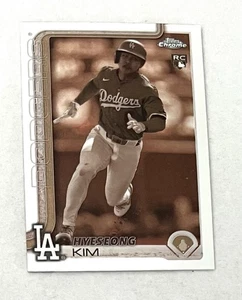Hyeseong Kim 2025 Topps Chrome Negative Refractor RC #152 - Bild 1 von 2