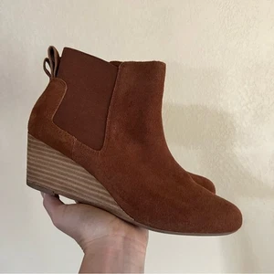 Lands End braun Wildleder Keilabsatz Bootie 9 - Bild 1 von 8