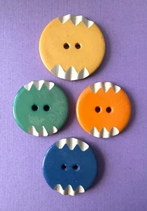 4 Unusual Vintage Colorful Buttons with Carved White Sawtooth Design - Picture 1 of 1