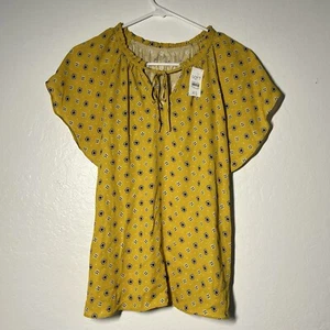 LOFT Blouse Top Women Size XS Yellow Floral Print Flutter Sleeve Tie Fron NWT - Picture 1 of 10