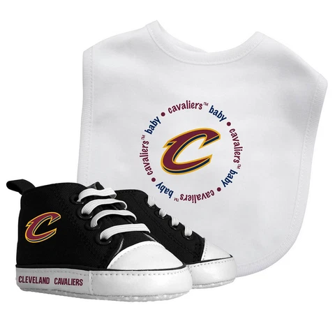 CLEVELAND CAVALIERS NBA 2-PIECE INFANT BABY GIFT SET BIB AND SHOES BRAND NEW Cover