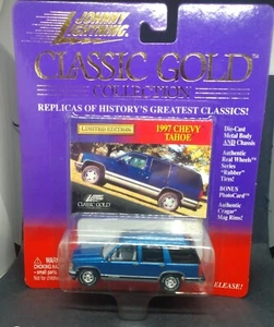 Johnny Lightning Classic Gold Collection 1997 Chevy Tahoe Blue 1:64 Limited Edit - Picture 1 of 3