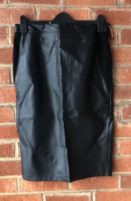WOMENS BLACK LEATHER LOOK SKIRT F&F (TESCO) SIZE 12 - Image 1 of 2