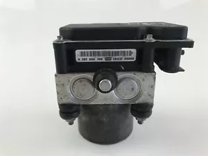 T1901 NISSAN ABS Control Module Unit 0265800308 - Picture 1 of 4
