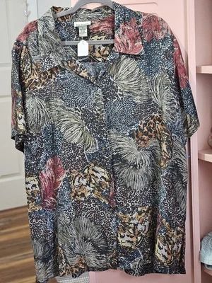 Vintage 100% Silk Womens Short Sleeve Blouse Abstract Animal Print Size 18/20 - Image 1 of 4