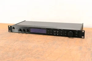 TC Electronic M-ONE XL Dual-Engine Effects Processor CG01N8J - Picture 1 of 11
