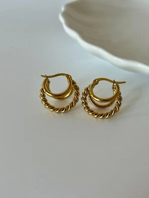 Damen Ohrringe Creolen Twisted 18k vergoldet Edelstahl Frauen Geschenk - Bild 1 von 4