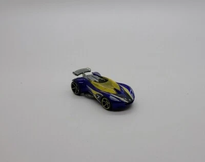 2011 Track Stars Hot Wheels LOTUS CONCEPT NO68 литая модель отдельно - Изображение 1 из 4