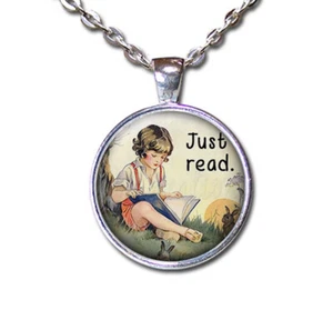 Vintage Stil Kunst Just Read Buchliebhaber - Handarbeit RUNDER Glas Anhänger Halskette - Bild 1 von 10