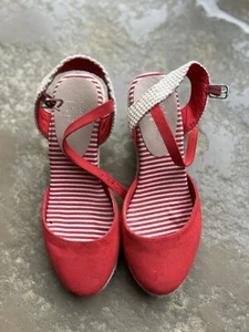 M&S Lovely Red Wedge Wider Fit Sandals ( Size 3.5) - Picture 1 of 4