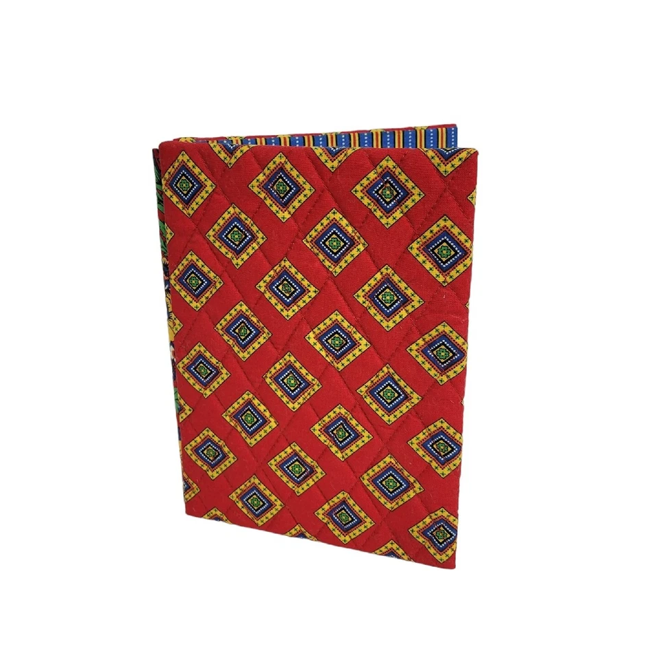 Marco de fotos Vera Bradley Villa rojo geométrico acolchado doble pliegue 4x6 Foto 1 de 4