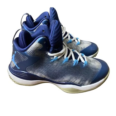 Tenis de baloncesto Jordan Superfly 3 para niños talla 4,5Y azules 684936-107 de caña alta Foto 1 de 4