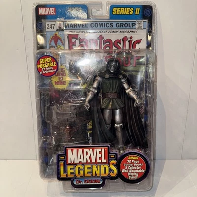 Figura ToyBiz Marvel Legends Serie II Dr. Doom (Variante DoomBot) H28 Foto 1 de 4