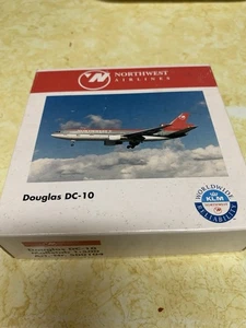 Herpa Northwest AIrlines DC-10 Diecast 1:500 - Picture 1 of 3