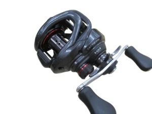 Shimano 16 Scorpion 70HG Bait Casting Reel Right Handed No Box Used From Japan - Picture 1 of 7