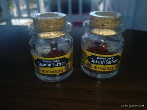 Wow 2X Trader Joe's  Spanish Selected Saffron Threads @ 2 glasses with each 0.7g - Picture 1 of 5