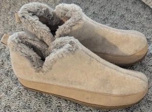 DLuxe By Dearfoams Booties Slippers Womens 9-10 Faux Fur Lined Light Gray Tan - Picture 1 of 12