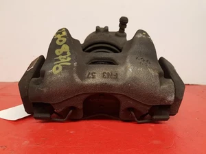 2015 JEEP RENEGADE 1.6 DIESEL PASSENGER NEARSIDE FRONT BRAKE CALIPER - Picture 1 of 7