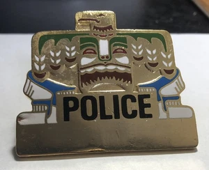Vintage veraltetes verstorbenes kanadisches indigenes Polizei Metall Mützenabzeichen - Bild 1 von 3